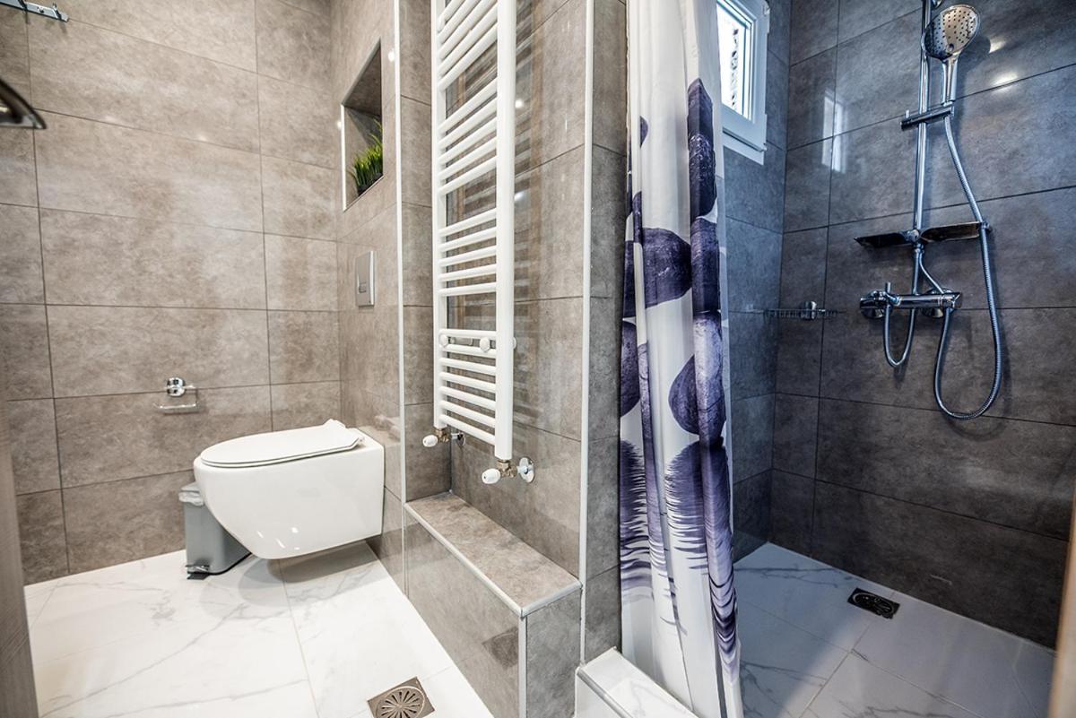 Central Luxury Apartment Thessaloniki Exterior photo